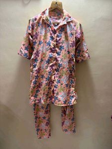 new Charming Floral Print Night Suit Set