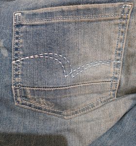 Lee Cooper Blue Jeans For Funky Look