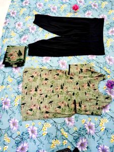 Floral Kurti &amp; Black Palazzo Set