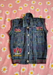Sleeveless Plaid Shirt