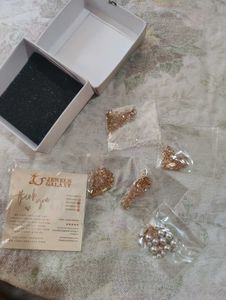 Layered Pendant Necklaces Set
