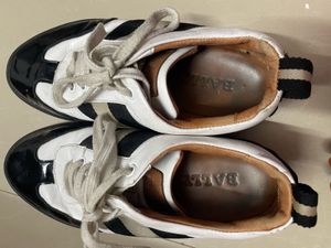 Stylish Men's Casual Sneakers