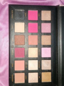 Sweden Beauty Eyeshadow Palette 🧚🏻‍♀️✨