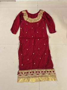 Red Kurta with Elegant Embroidery