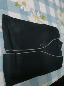 Men's Dark Green Button-Up Shirt