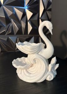Elegant Swan Jewelry Holder
