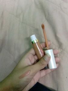 Too Faced Born This Way Ethereal Light