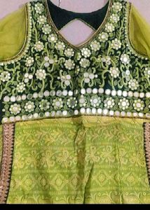 Embroidered Kurta Set with Mirror Work