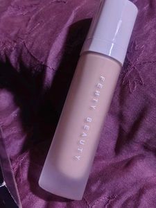 🎀Fenty Beauty Pro Filt'r Soft Matte Foundation 😍