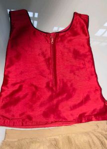 2 skirts and a common top. elegant design