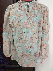 Beautiful Floral Print tunic top