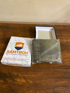 SAMTROH Men's Wallet - Green Colour