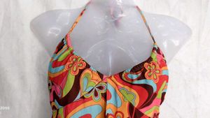 Retro Swirl Print Halter Top