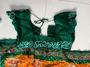 Embroidered Bandhani Saree - Green &amp; Orange