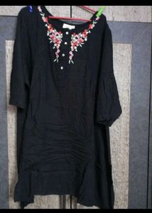 Floral Embroidered Kurti