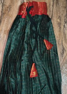 Dhavani set traditional, Red &amp; green checked
