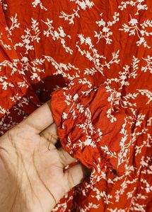 Beautiful Maxi Dress Size M. Never Used. But No Ta