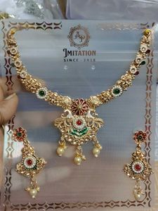 Necklace & Earring Set