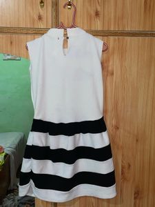 Chic Striped Sleeveless mini Dress