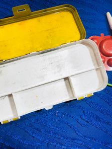Artistic Pencil Box with Markers combo
