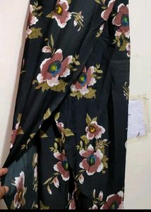Black Dress Floral Print For 30 Bust