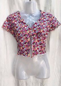 132112. Floral Print V-Neck Crop Top
