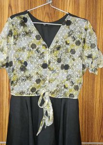 Stylish Printed Tie-Front Dress