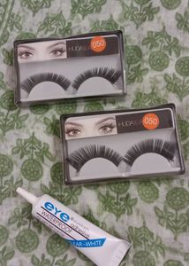 Huda Beauty False Eyelashes With It's Glue.