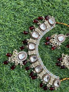 Stunning Kundan Necklace &amp; Earring Set