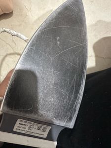 Wipro dry iron used but working