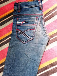 Stylish Blue Ree Jeans