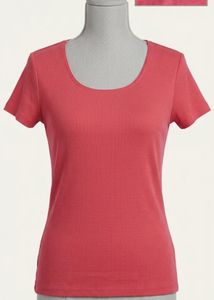 reddish pink T-shirt