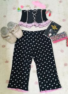 Cute Pajama with Swan Print