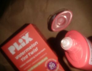PLIX Sunscreen 50ml &amp;Pilgrim peeling solution 30ml