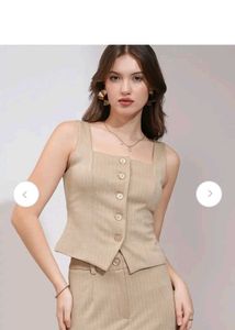 Tokyo Talkies Women's Beige Striped Vest