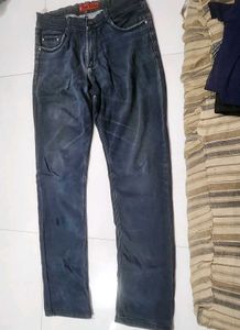 4 men jeans