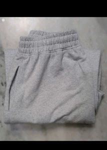 baggy grey pant