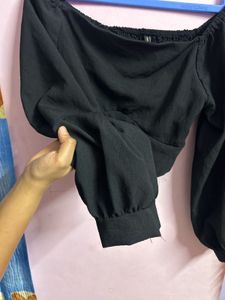 Black Off-Shoulder Puff Sleeve Top