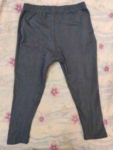 Set of 2 capri leggings