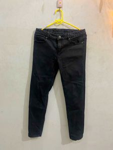 Black Jeans