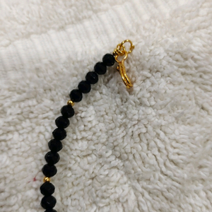 hand mangalsutra