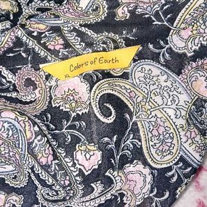 Elegant Paisley Print V-Neck Top - Stylish Western
