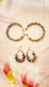 multi colour bracelet with earrings