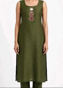 Ethnic Kurta Sets with Dupatta
