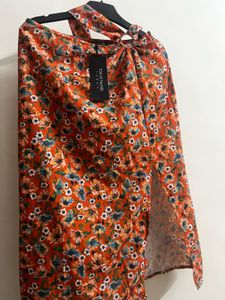 Floral Print slit skirt