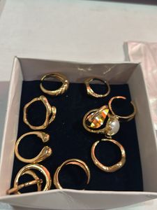Chunky Gold Tone Ring Set
