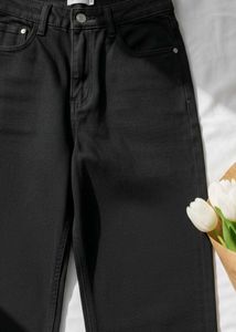 Wide Leg Black Denim Jeans