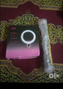 This Is NEW BOMBAY VANITY 10 INCH RING LIGHT