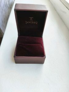Tanishq Jewelry Box