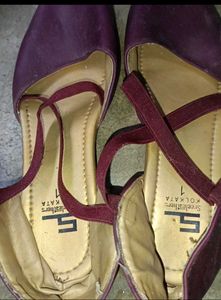 Stylish Burgundy Ballet Flats